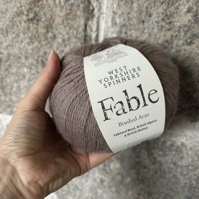 Włóczka Fable Brushed Aran 1225 Elder (West Yorkshire...