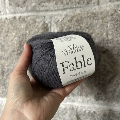 Włóczka Fable Brushed Aran 1228 Titan (West Yorkshire...