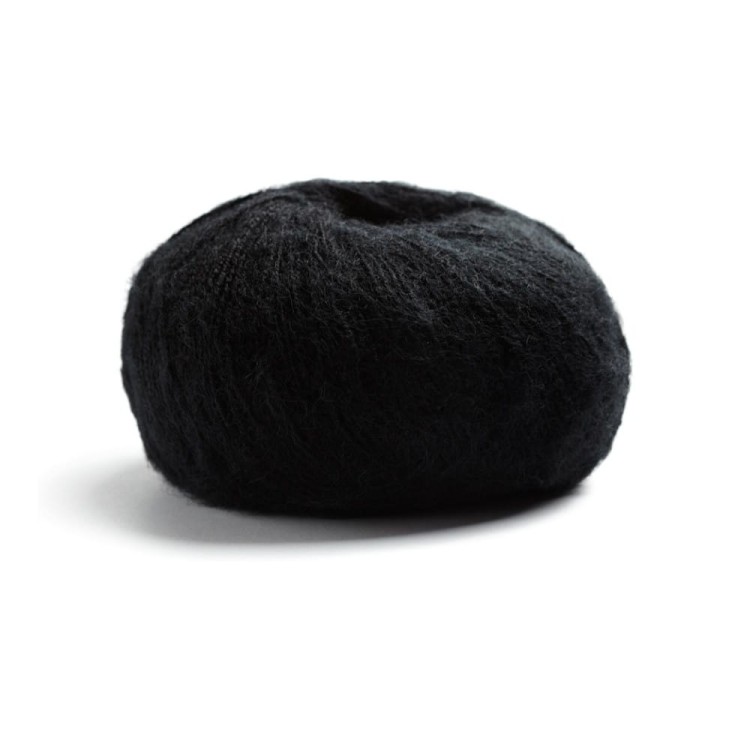 Włóczka Cusi 01 Black (LAMANA)
