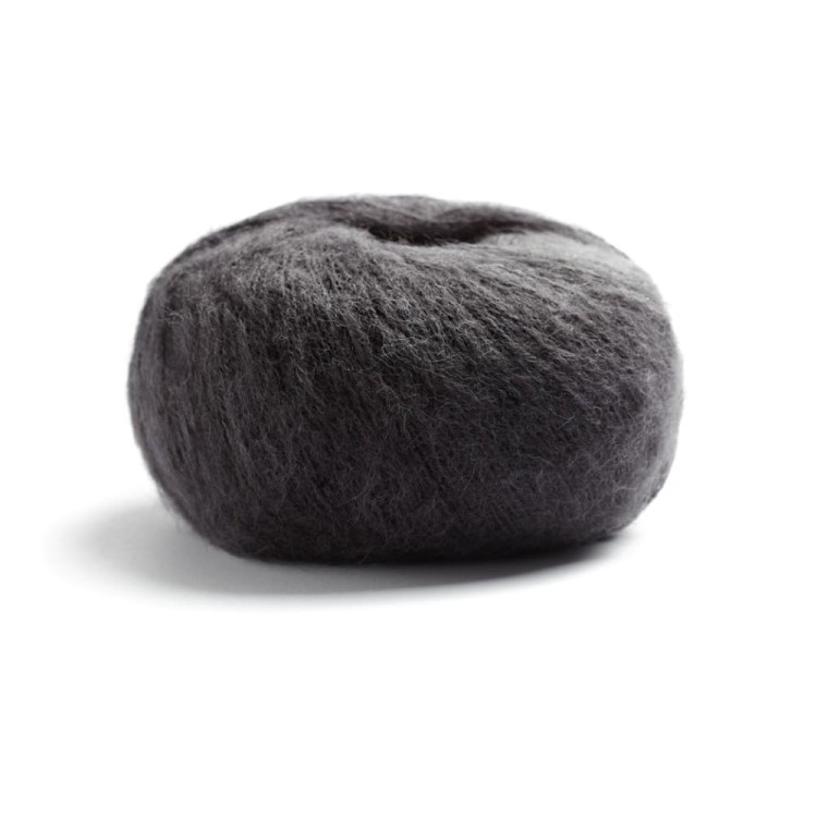Włóczka Cusi 04 Anthracite (LAMANA)