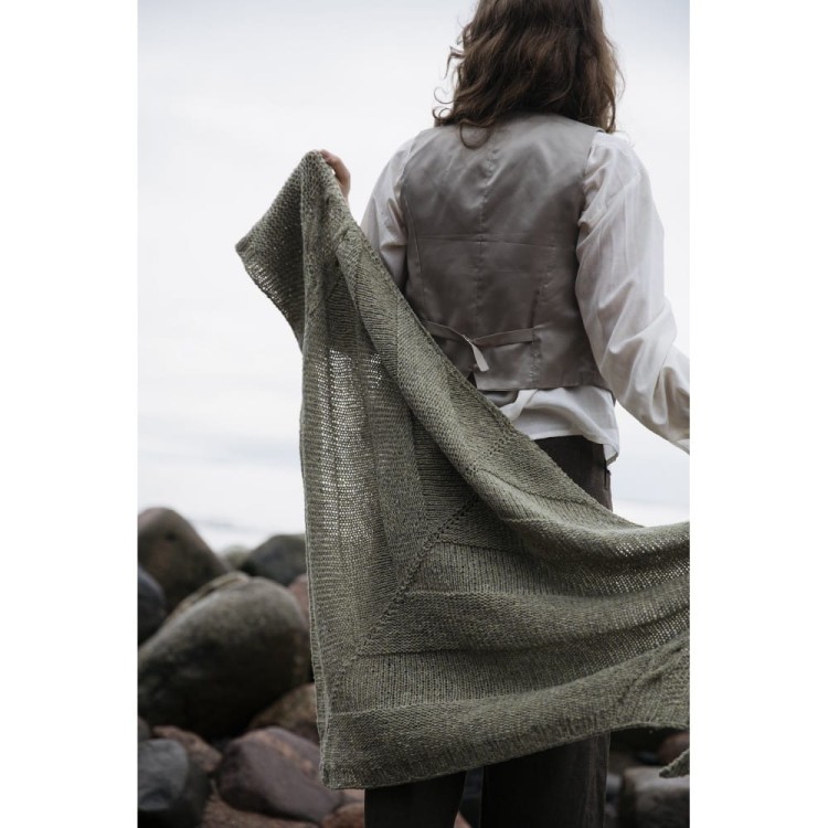 Książka Soothing Stitches: Knits for a Quiet Mind, Pauliina Kuunsola (Laine Publishing)