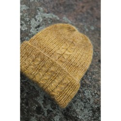 Książka Soothing Stitches: Knits for a Quiet Mind, Pauliina Kuunsola (Laine Publishing)