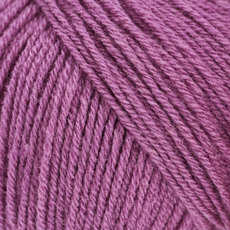 Merino_Brombaeris_Closeup_800x.webp