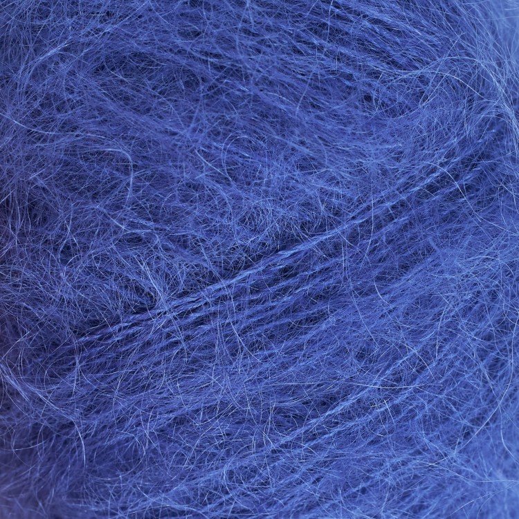 SoftSilkMohair_FranskAnemone_Closeup.jpg