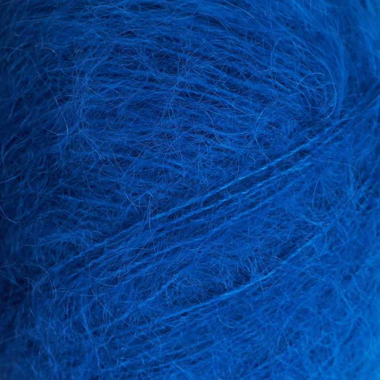 SoftSilkMohair_Pafugl_Closeup.webp
