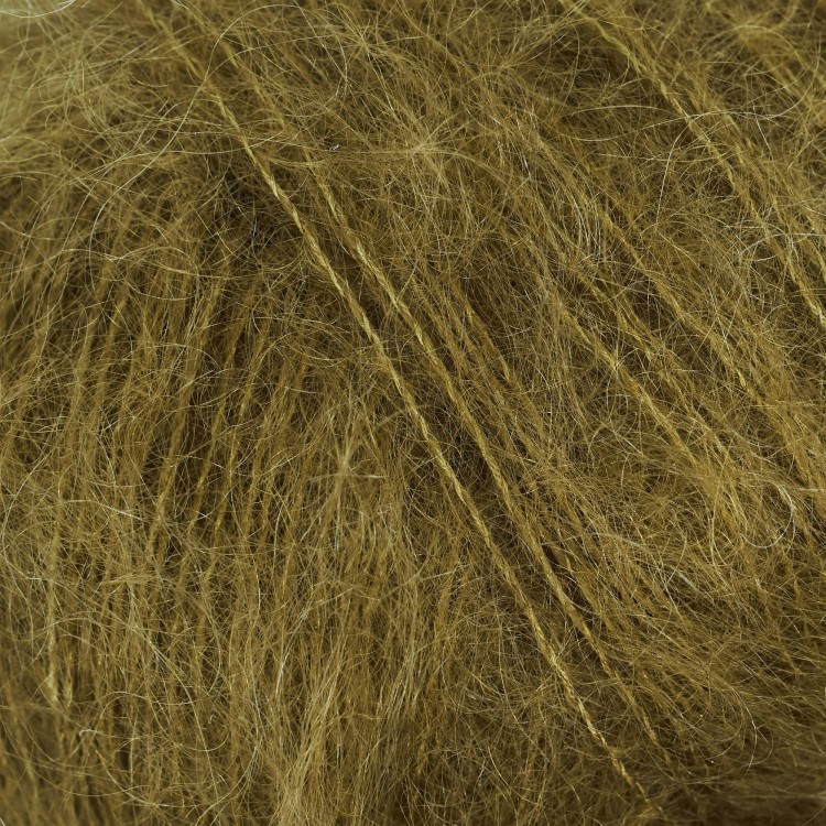 SoftSilkMohair_Okkergron_Closeup.jpg