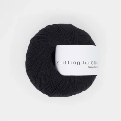 Cotton_Merino_-_Licorice_800x.webp