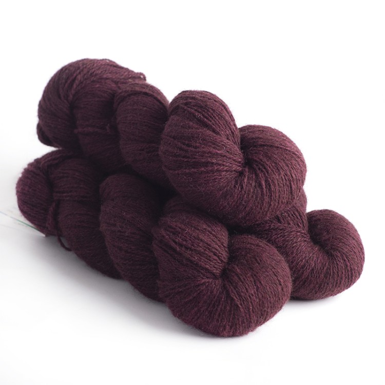 03_mYak_Skein_Burgundy_lace.jpg