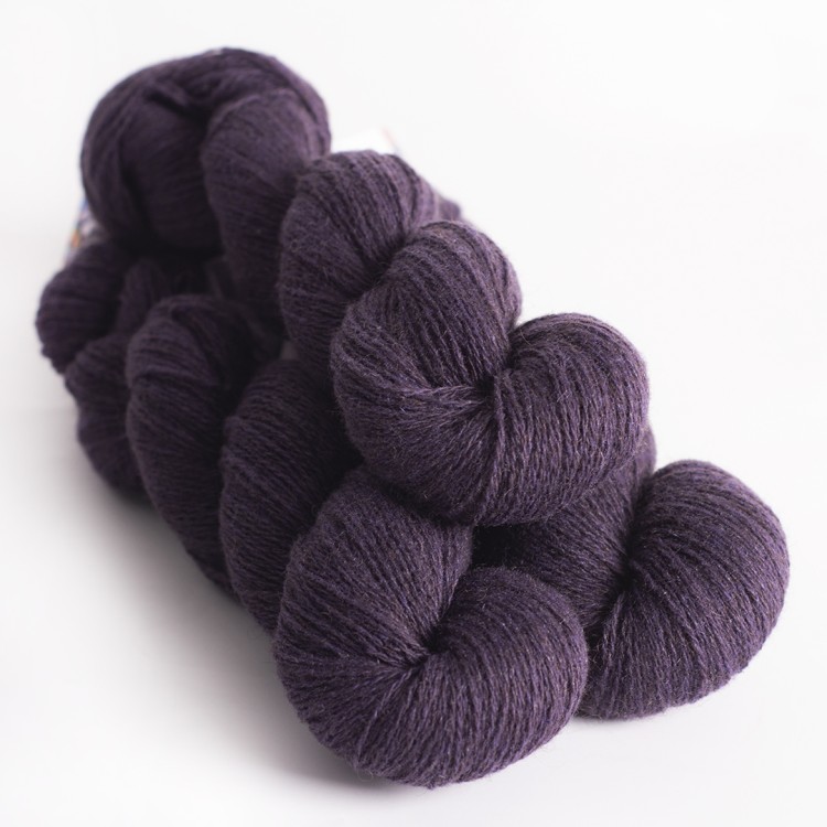25_mYak_Skein_Purple Fig_Lace.jpg