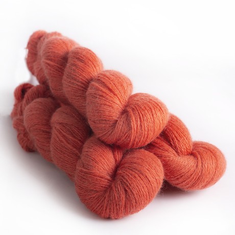 Przejdź do produktu Włóczka Baby Yak Lace Saffron (mYak)