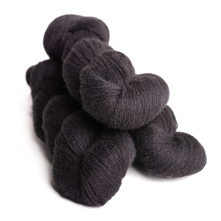 32_mYak_Skein_Shadow_Lace.jpg