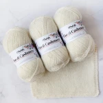 Włóczka Fior di Cashmere Ivory Plum (Myak)