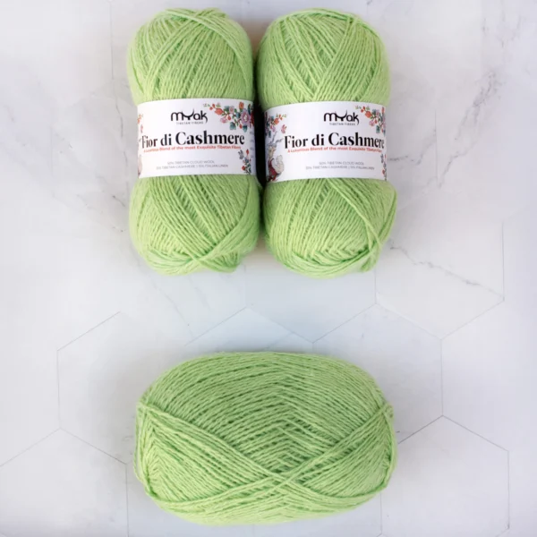 14_mYak-Fior-di-Cashmere_Pistachio-Cream_04_Q-600x600.webp