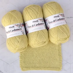 12_mYak-Fior-di-Cashmere_Yellow-MEllow_02_Q.webp
