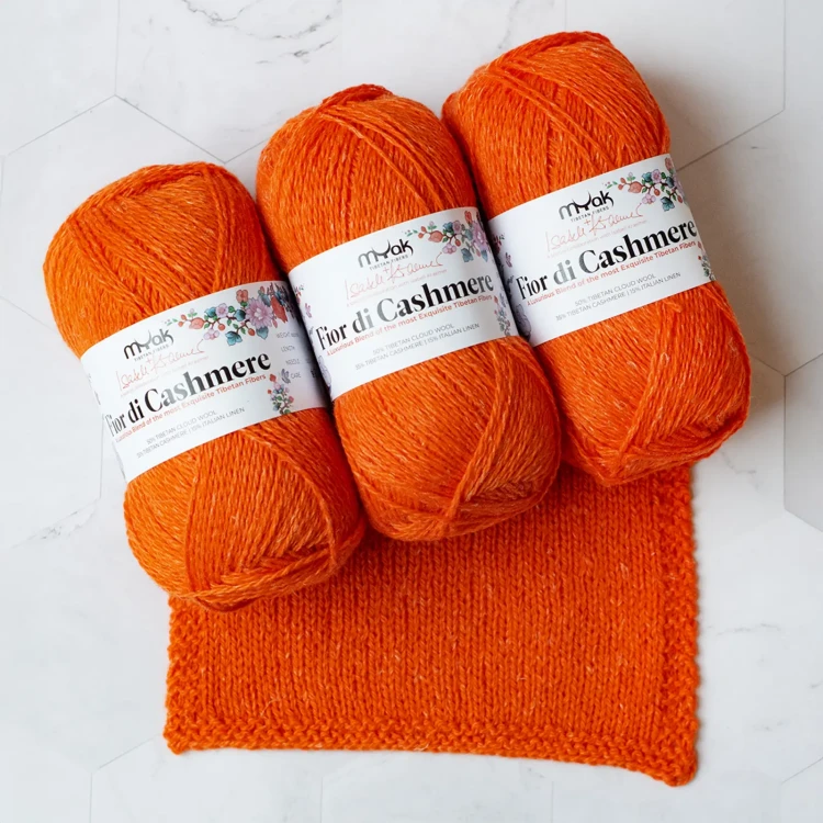 09_mYak-Fior-di-Cashmere_Orange-Rush_02_Q.webp