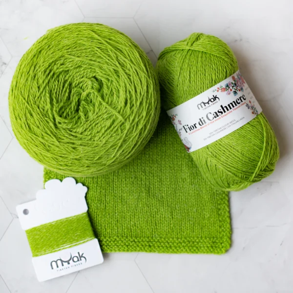 02_mYak-Fior-di-Cashmere_Sour-Applle_04_Q-600x600.webp