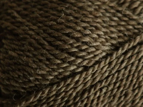 Przejdź do produktu Włóczka Mashdale 386 Olive Noir (Filcolana)