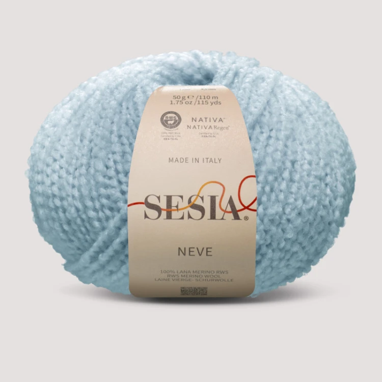 Neve Sesia – puszysta strukturalna włóczka ze 100% merino kolor jasny błękit 4566