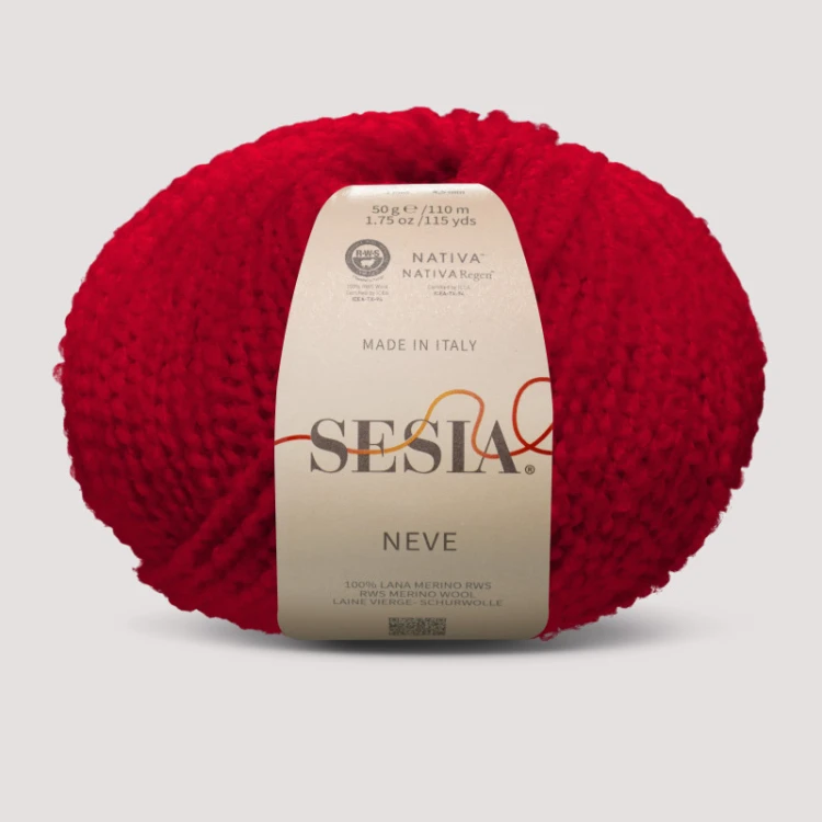 Neve Sesia – puszysta strukturalna włóczka ze 100% merino kolor czerwony 0163