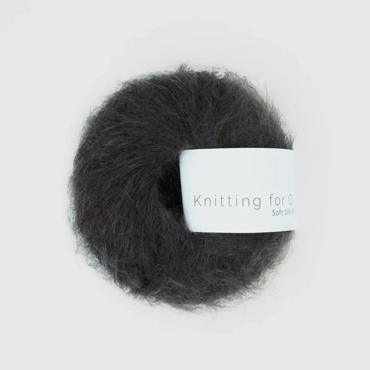 Knitting for Olive Soft Silk Mohair kolor Black Tea moher z jedwabiem 25 g 225 m
