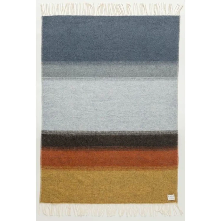 Land Ístex koc ze 100% islandzkiej wełny 130 × 200 cm