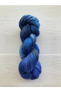 Włóczka Bambok Manos del Uruguay kolor Freshwater ręcznie farbowane merino z bambusem, motek 100 g