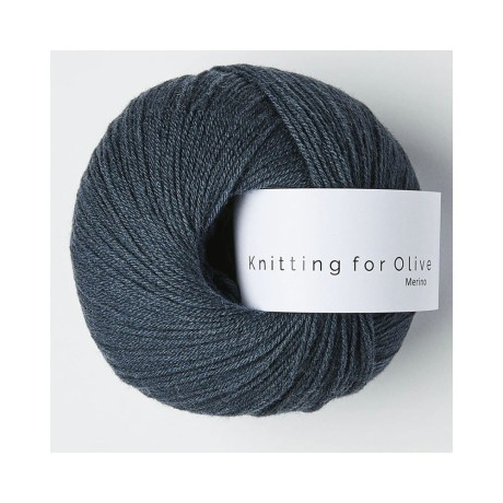 Przejdź do produktu Włóczka Merino Deep Petroleum Blue (Knitting for Olive)