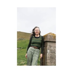 Książka Grand Shetland Adventure Knits, Mary Jane Mucklestone, Gudrun Johnston (Laine Publishing)