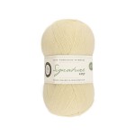 Włóczka Signature 4ply 010 Milk Bottle (West Yorkshire Spinneers)